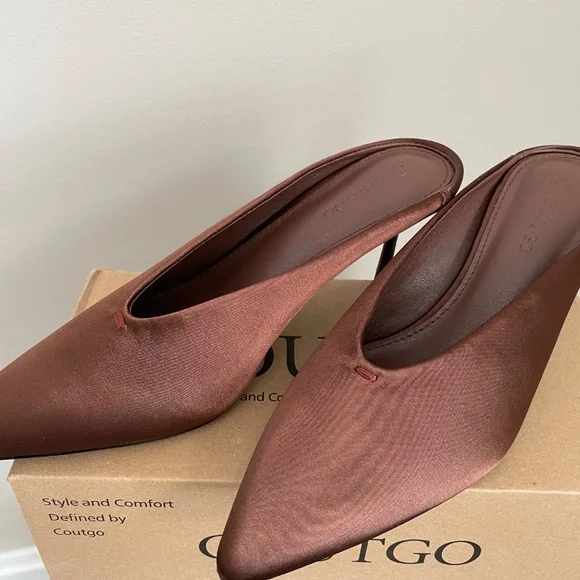 NIB Kitten Heel Mules - Picture 4 of 6
